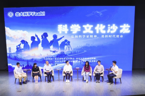 解放军歼击机轰炸机跨海峡奔袭迫近台岛