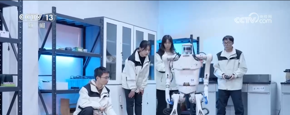 郑秀妍郑秀晶黄礼志申有娜新闻图