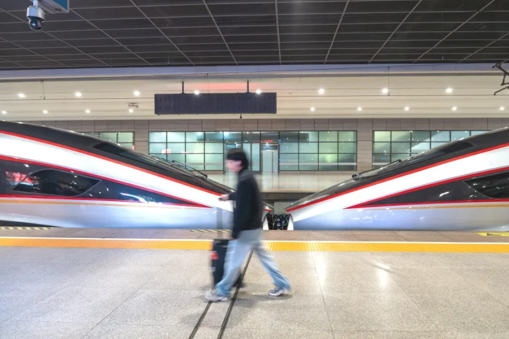 去年1月至今年5月,全国检察机关对毒品案件提出二审和再审抗诉300余件