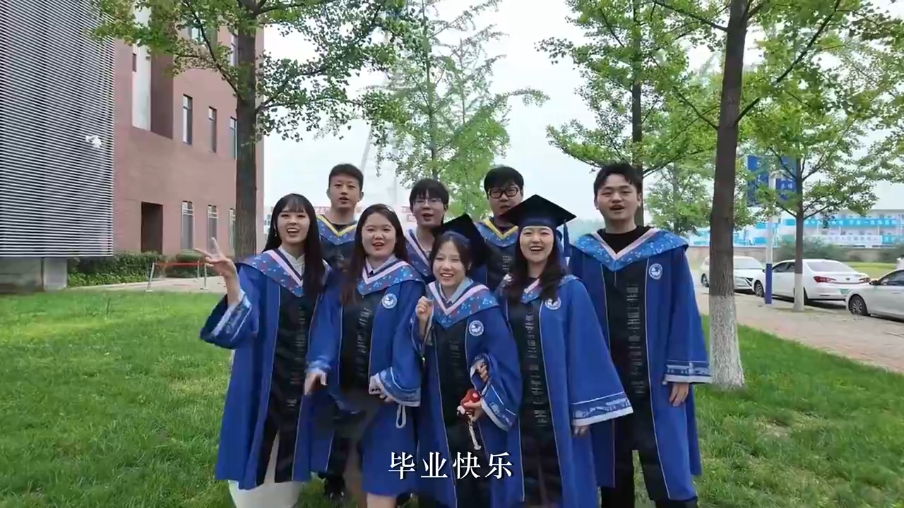 莽小五上树