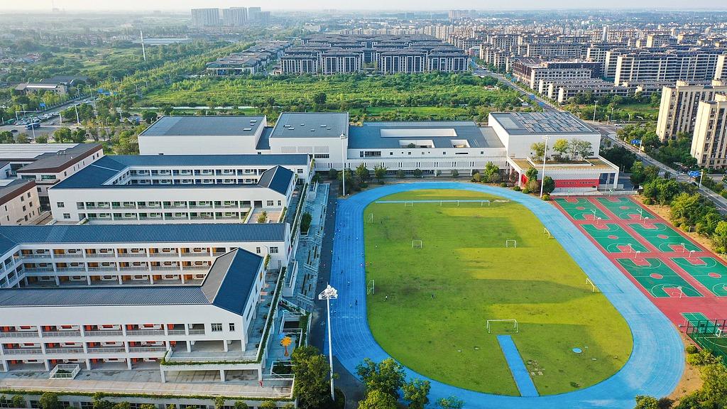 两岸媒体走进四川 台资企业参与乡村振兴引关注